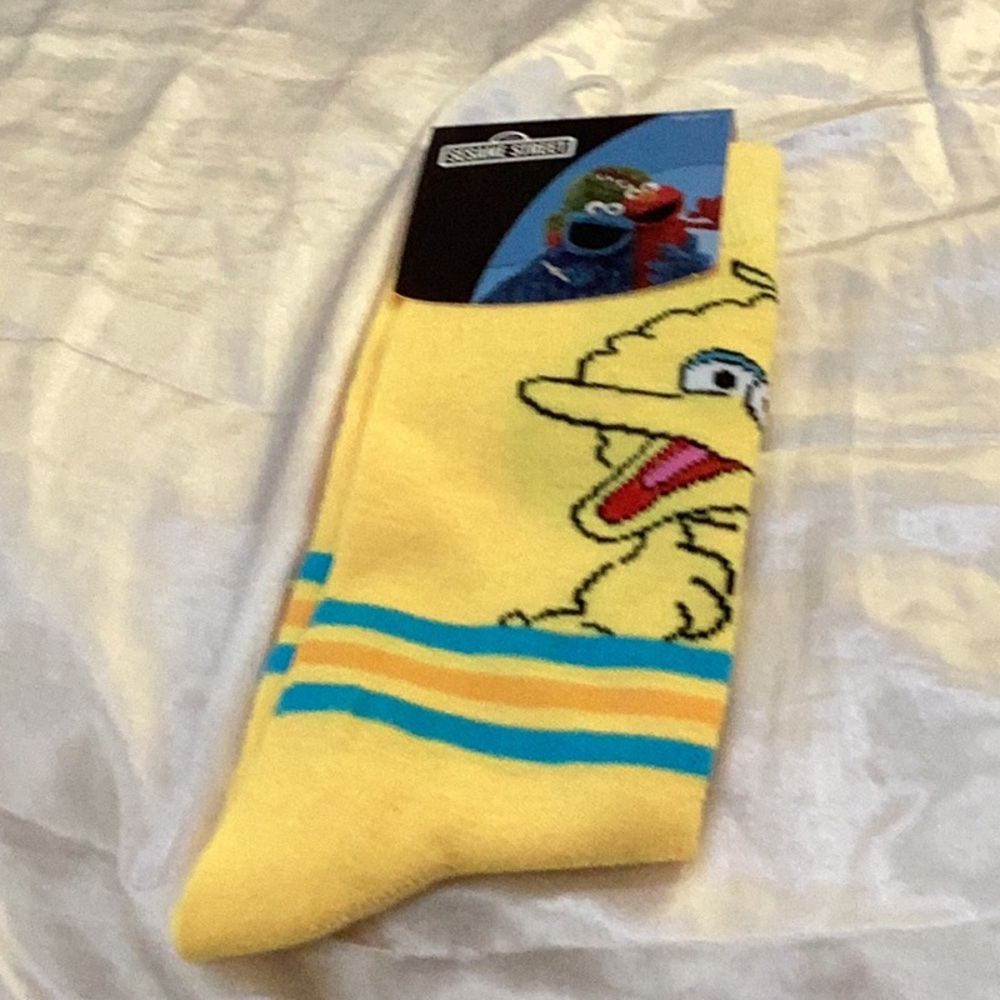 NWT Sesame Street Big Bird Socks Fun To Wear
